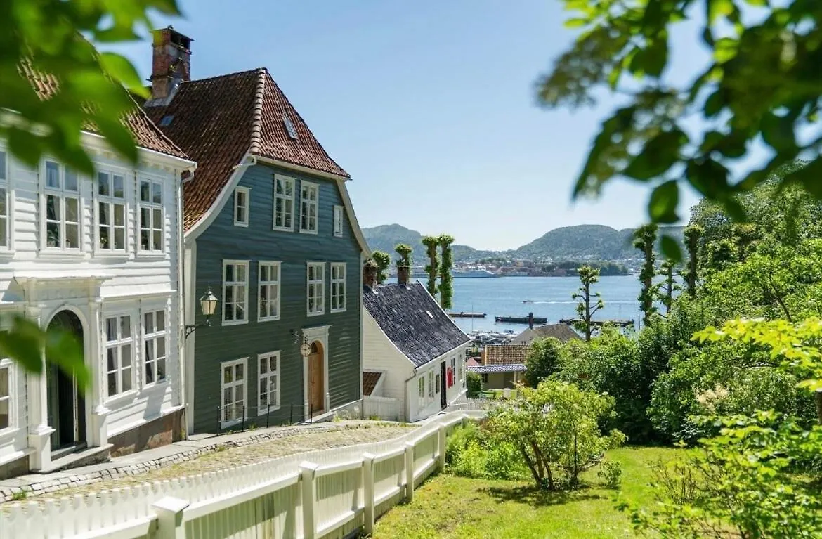 Minimalist Luxury By The Sea Apartman Bergen Norvégia